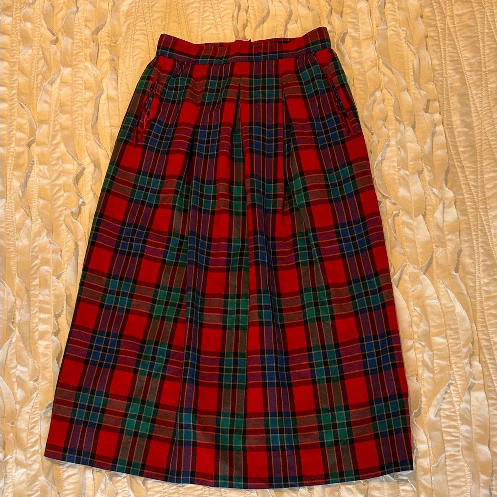 Pendleton Vibrant Plaid A-Line Skirt in Red and Green petite high rise xxs